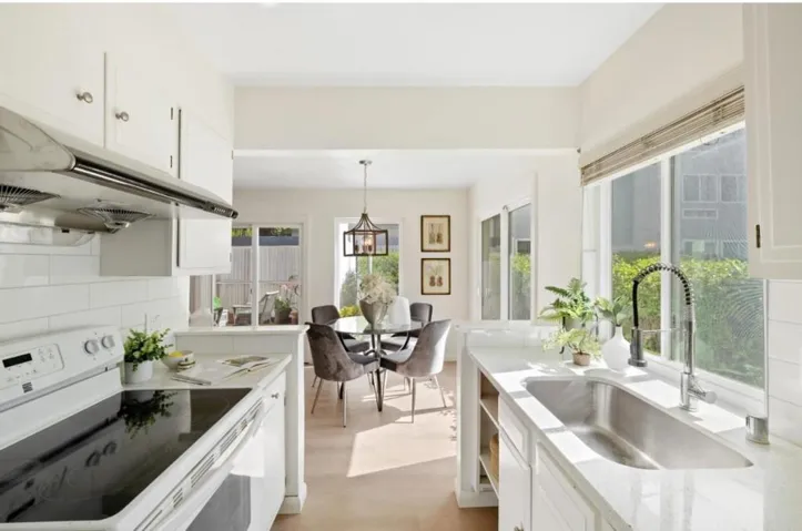 1057 Shell Boulevard 4, Foster City, California 94404