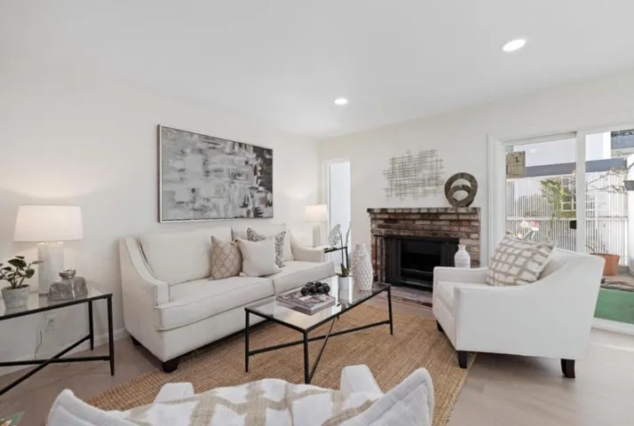 1057 Shell Boulevard 4, Foster City, California 94404