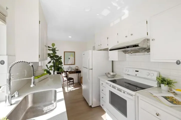 1057 Shell Boulevard 4, Foster City, California 94404