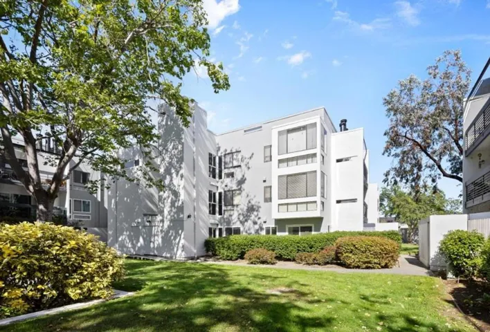 1057 Shell Boulevard 4, Foster City, California 94404