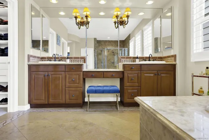 5582 Valerio Trail, San Diego, California 92130