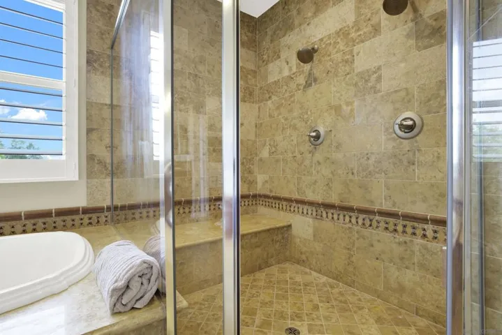 5582 Valerio Trail, San Diego, California 92130