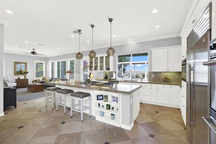 5582 Valerio Trail, San Diego, California 92130