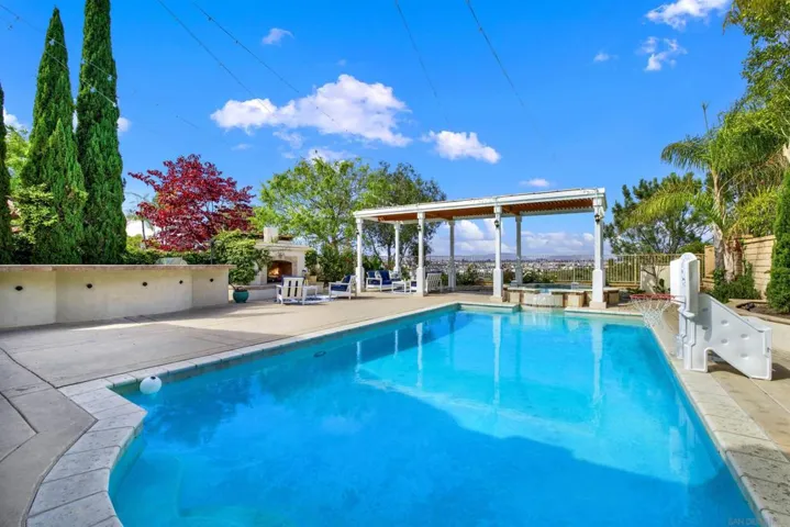 5582 Valerio Trail, San Diego, California 92130