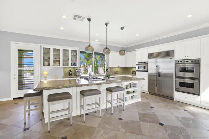 5582 Valerio Trail, San Diego, California 92130