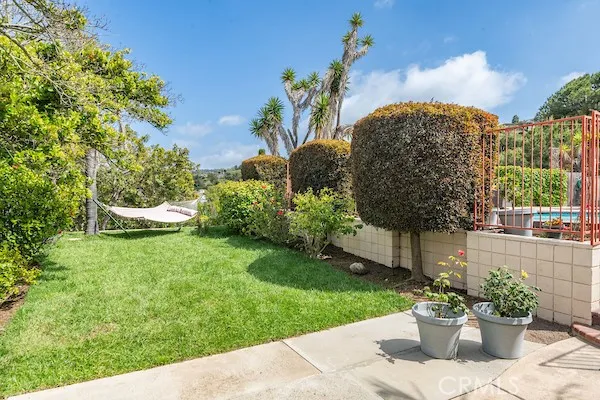 4854 Browndeer Lane, Rancho Palos Verdes, California 90275