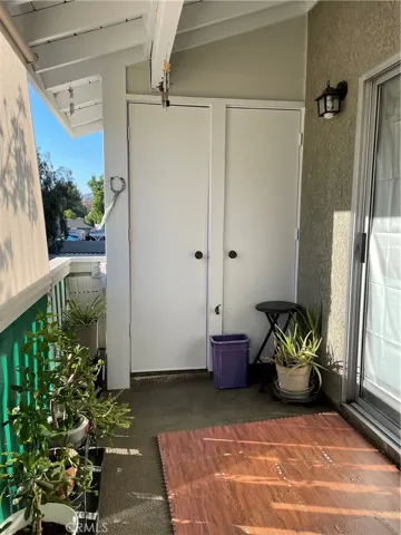 27642 Susan Beth Way I, Saugus, California 91350