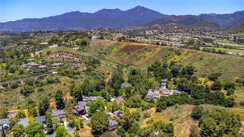 31952 Via Oso, Coto De Caza, California 92679