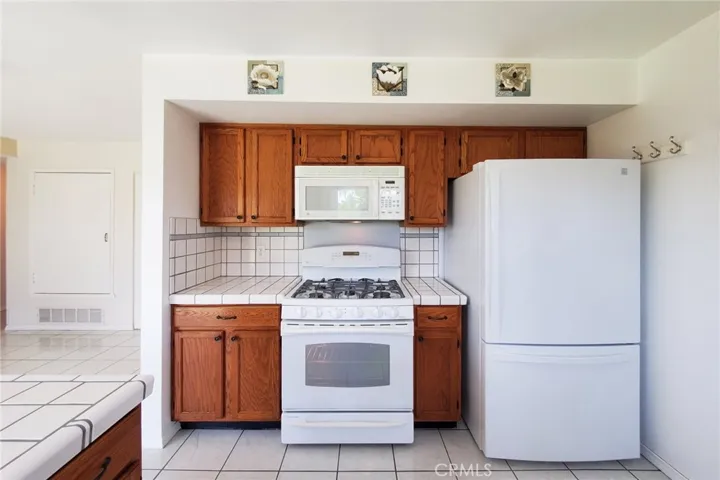 16182 Howland Lane, Huntington Beach, California 92647