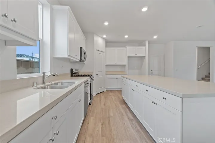 12742 Clifton Way, Yucaipa, California 92399