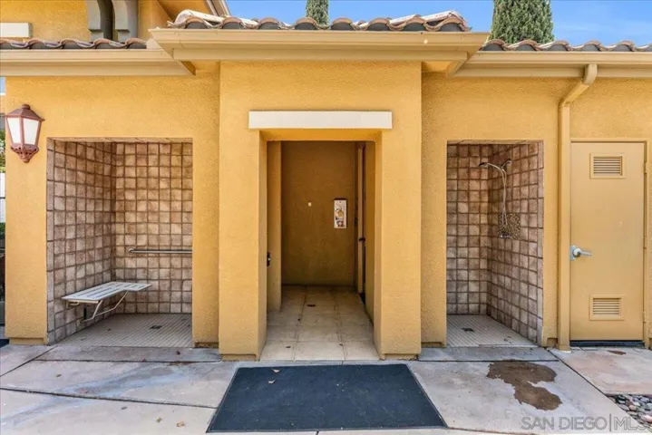 76 Via Sovana, Santee, California 92071