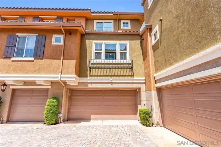 76 Via Sovana, Santee, California 92071