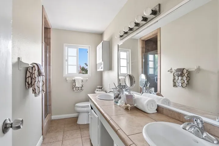 Upstairs apartment bathroom.