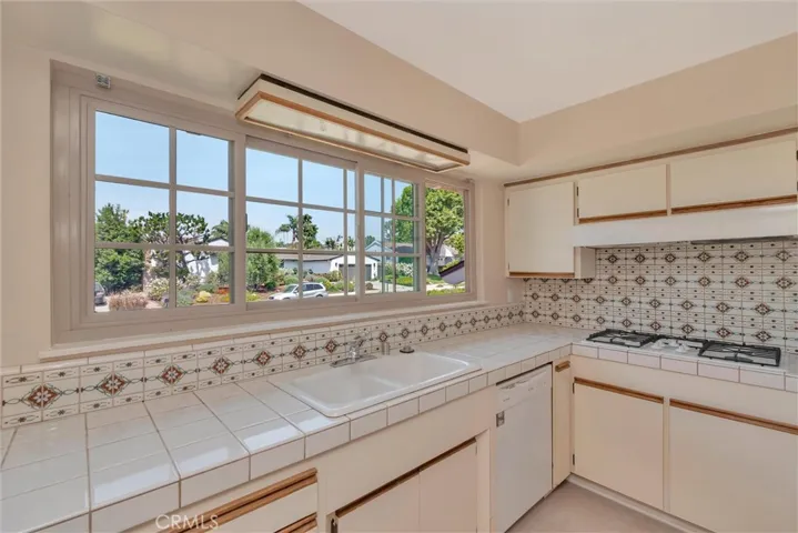 11012 Garden Grove Avenue, Porter Ranch, California 91326