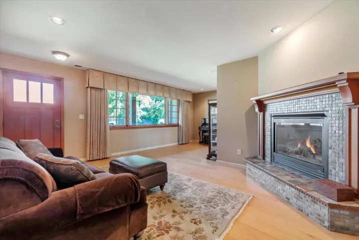 12500 Paseo Cerro, Saratoga, California 95070