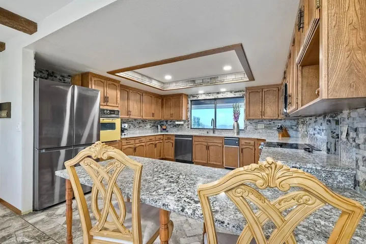 9614 Meadow Mesa Drive, Escondido, California 92026