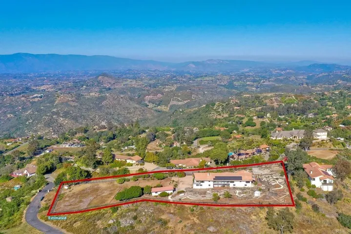 9614 Meadow Mesa Drive, Escondido, California 92026