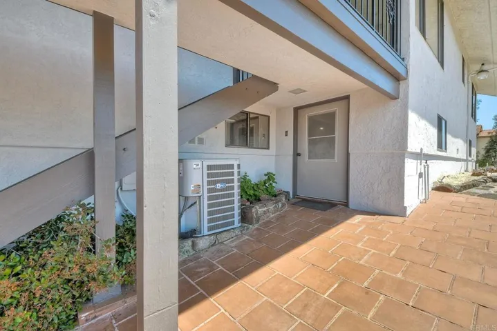 9614 Meadow Mesa Drive, Escondido, California 92026