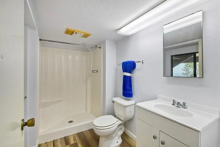 9614 Meadow Mesa Drive, Escondido, California 92026