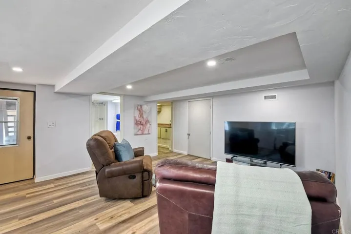 9614 Meadow Mesa Drive, Escondido, California 92026