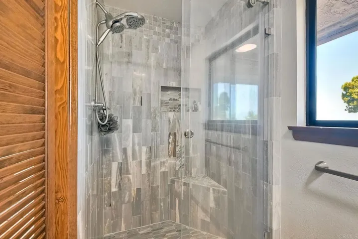 9614 Meadow Mesa Drive, Escondido, California 92026
