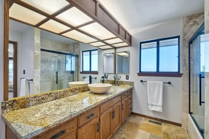 9614 Meadow Mesa Drive, Escondido, California 92026