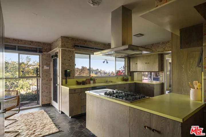 5835 Green Oak Drive, Los Angeles, California 90068