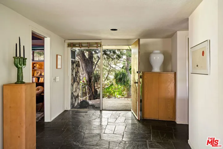 5835 Green Oak Drive, Los Angeles, California 90068