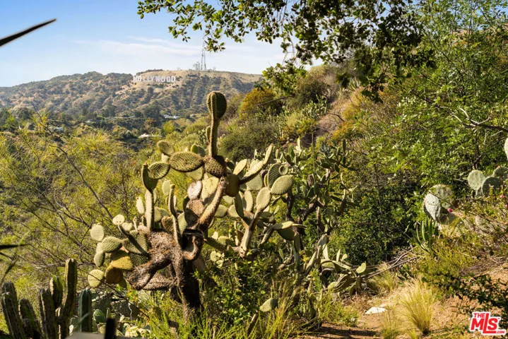5835 Green Oak Drive, Los Angeles, California 90068