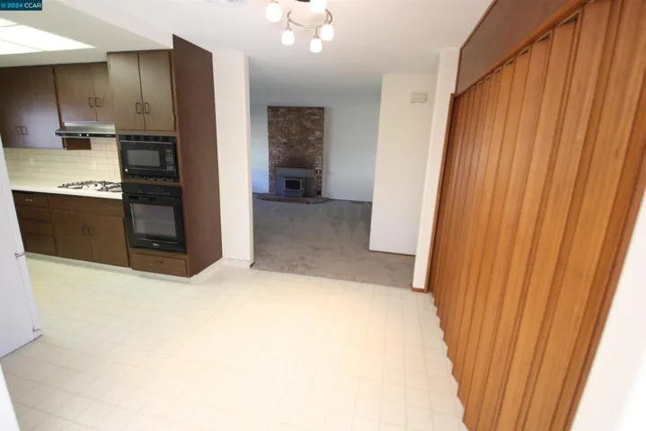 323 Ada Dr, Pacheco, California 94553