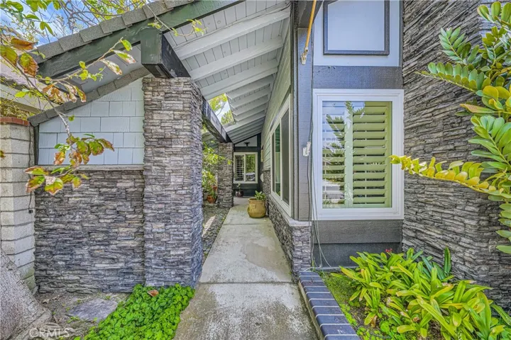 8842 Dorsett Drive, Huntington Beach, California 92646