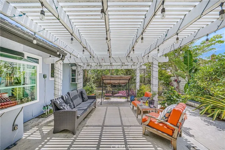 8842 Dorsett Drive, Huntington Beach, California 92646