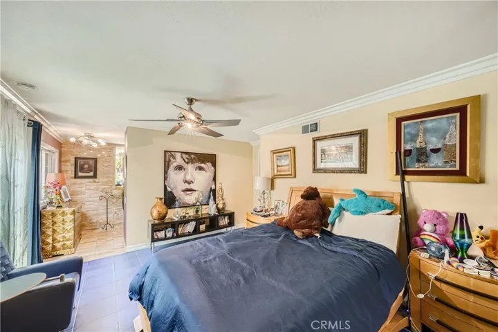 8842 Dorsett Drive, Huntington Beach, California 92646