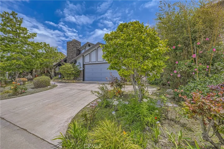 8842 Dorsett Drive, Huntington Beach, California 92646