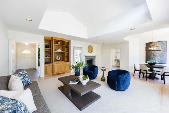 1395 Montclaire Way, Los Altos, California 94024