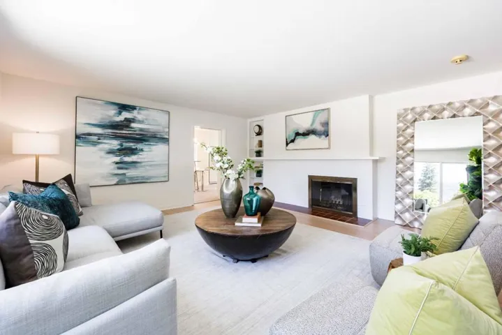 1395 Montclaire Way, Los Altos, California 94024