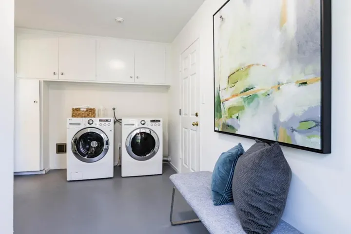 1395 Montclaire Way, Los Altos, California 94024