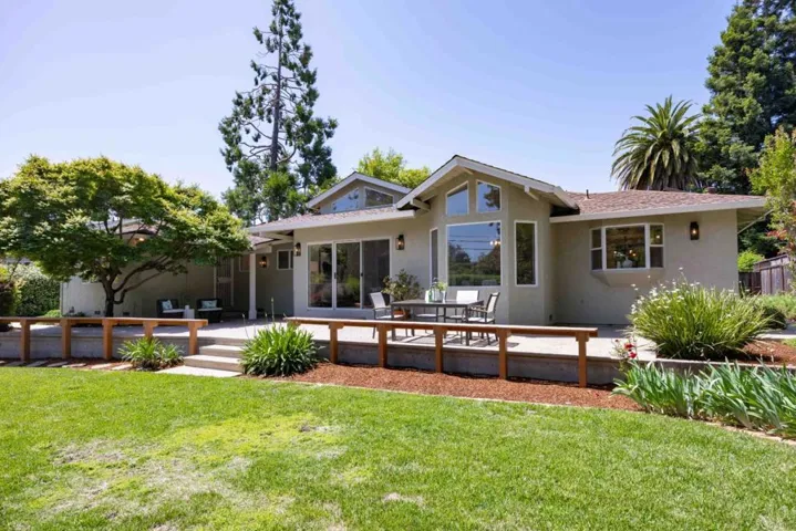 1395 Montclaire Way, Los Altos, California 94024