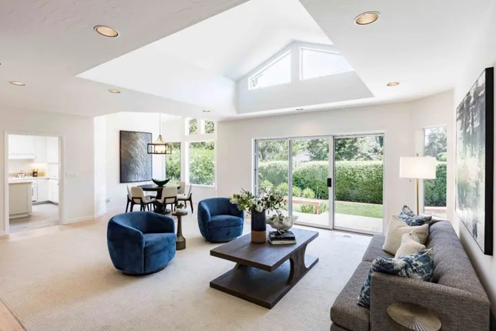 1395 Montclaire Way, Los Altos, California 94024