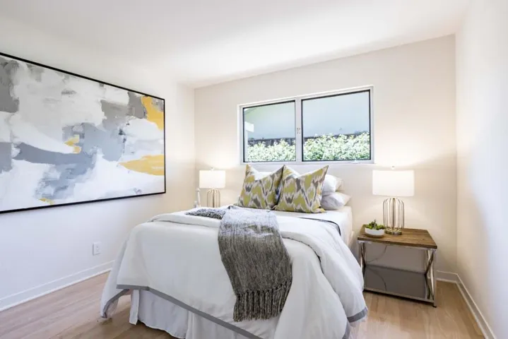 1395 Montclaire Way, Los Altos, California 94024