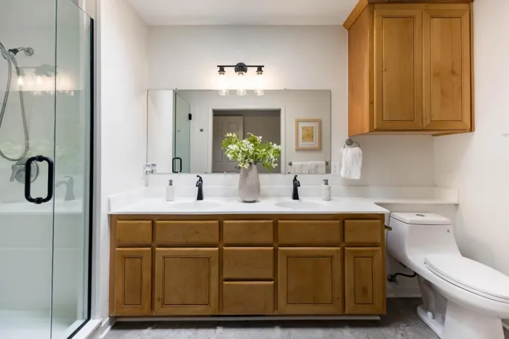 1395 Montclaire Way, Los Altos, California 94024