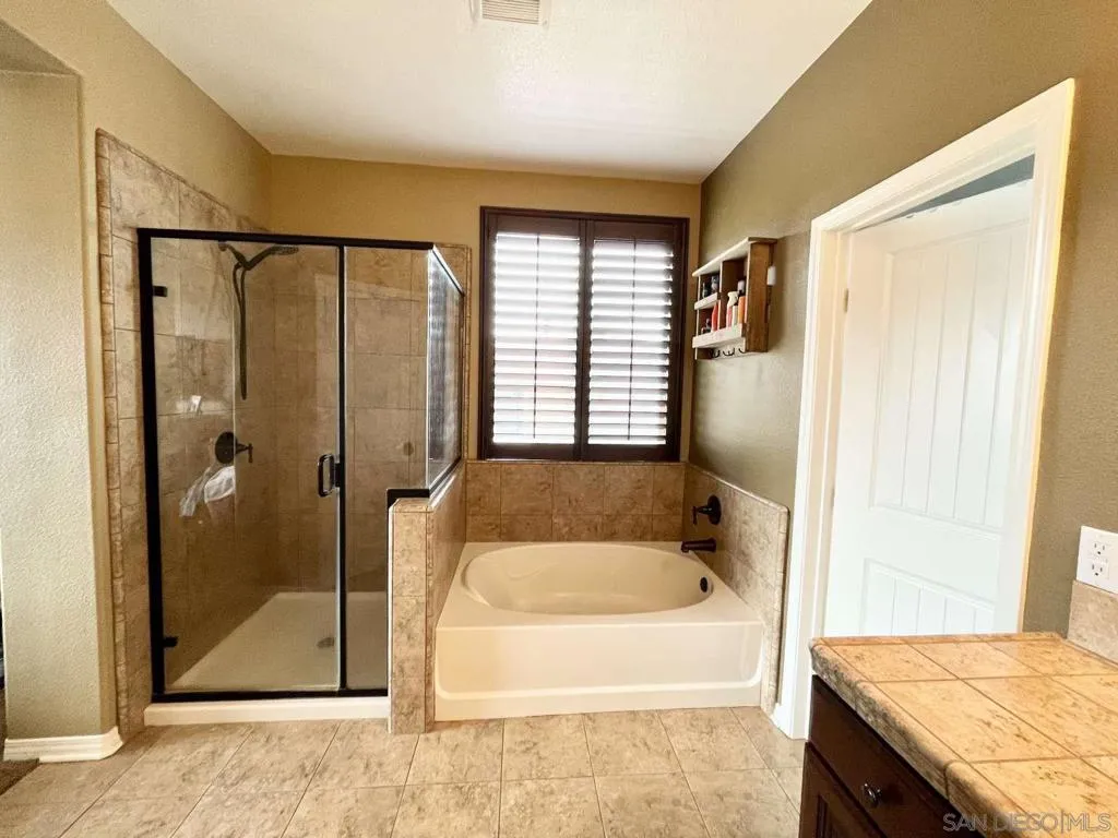 231 Maple Ridge Dr, Big Bear, California 92314 home-pic-21
