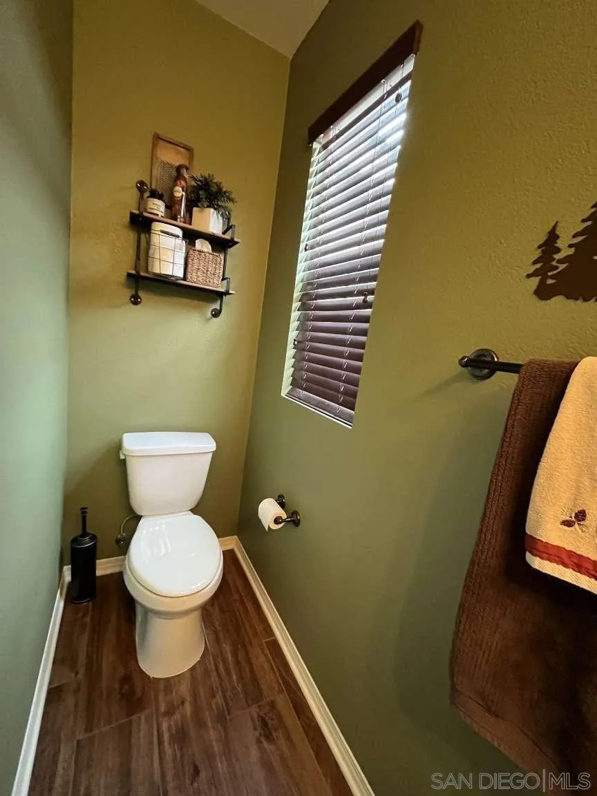 231 Maple Ridge Dr, Big Bear, California 92314 home-pic-26