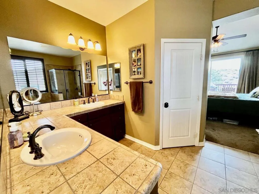 231 Maple Ridge Dr, Big Bear, California 92314 home-pic-20