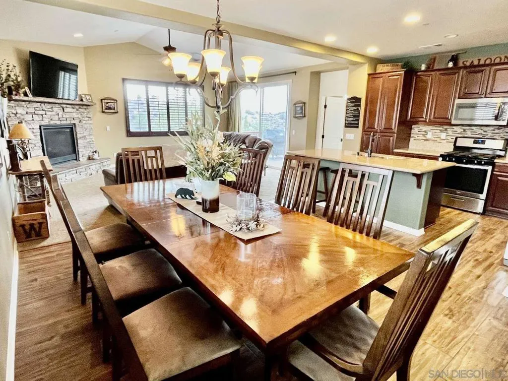 231 Maple Ridge Dr, Big Bear, California 92314 home-pic-11