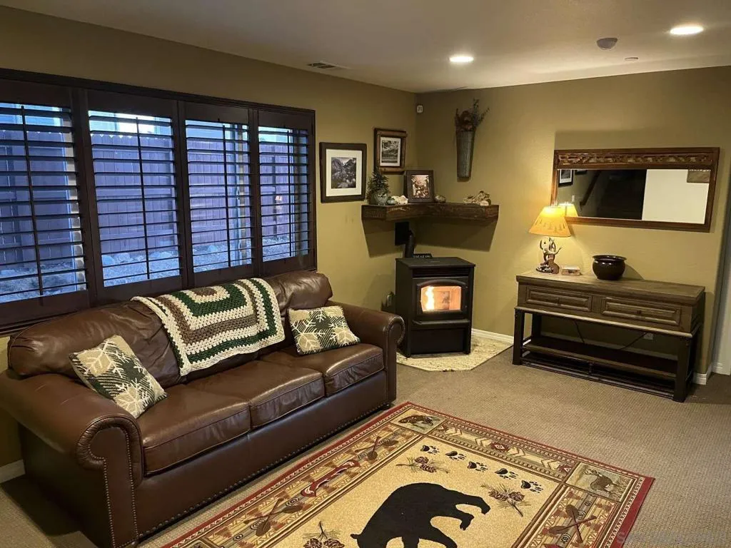 231 Maple Ridge Dr, Big Bear, California 92314 home-pic-29