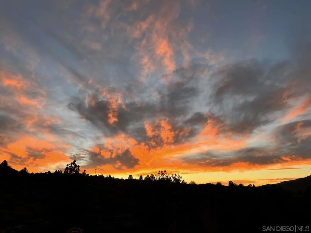 231 Maple Ridge Dr, Big Bear, California 92314 home-pic-43
