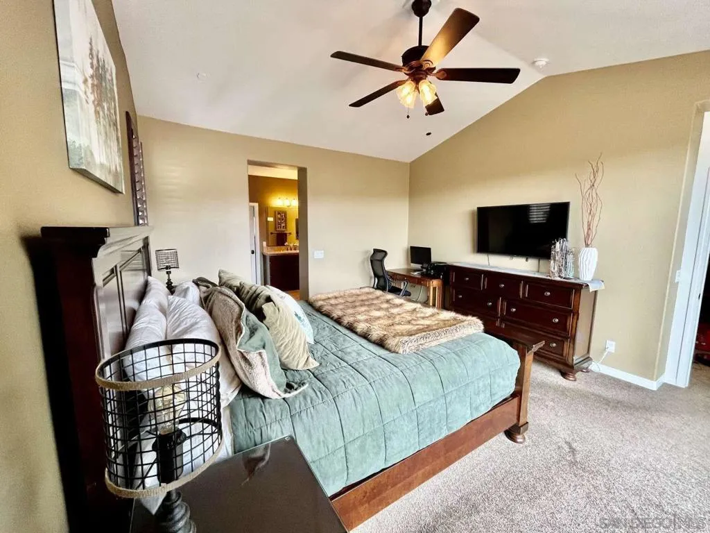 231 Maple Ridge Dr, Big Bear, California 92314 home-pic-16