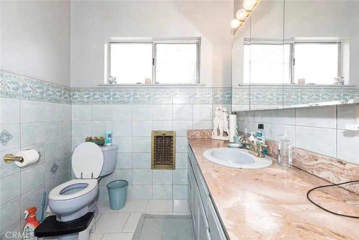 22061 Londelius Street, West Hills, California 91304