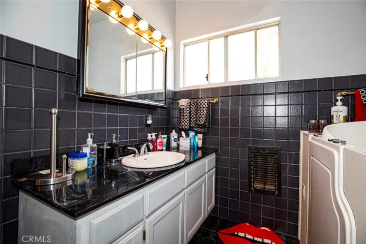 22061 Londelius Street, West Hills, California 91304